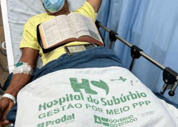Deputado Pastor Isidório passa mal e é hospitalizado em Salvador