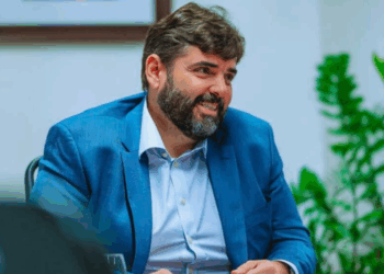 Adolpho Loyola rebate pesquisa e aponta distorções