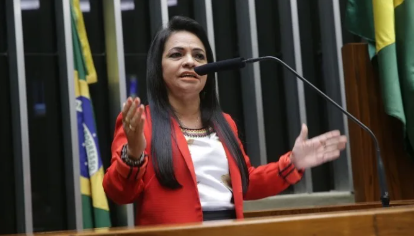 Moema Gramacho quer disputar vaga na Câmara em 2026