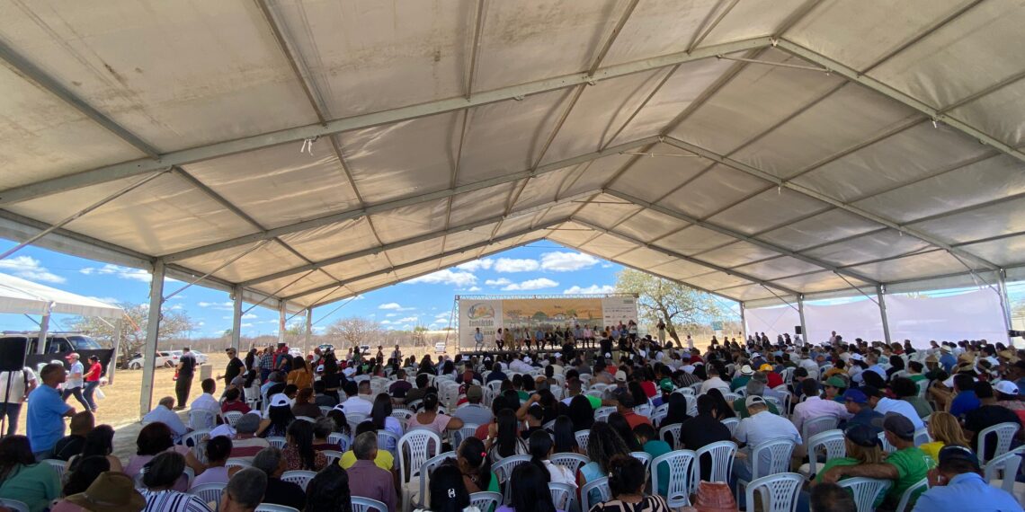 Agricultores de Casa Nova marcam presença no Semiárido Show