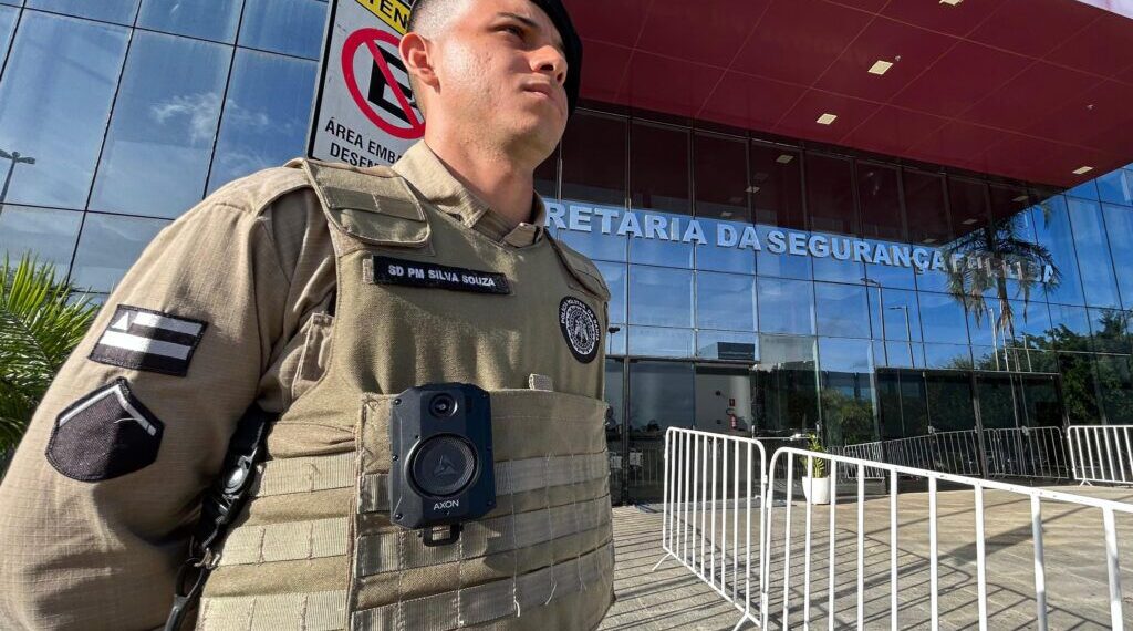 PMs da capital e RMS passam a usar câmeras corporais