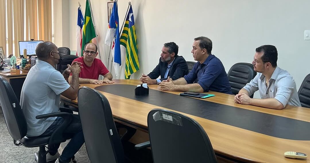 Prefeito de Casa Nova cumpre agenda em Juazeiro e Petrolina