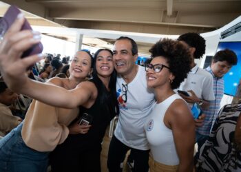 Prefeitura promove debates e palestras no Dia dos Estagiários