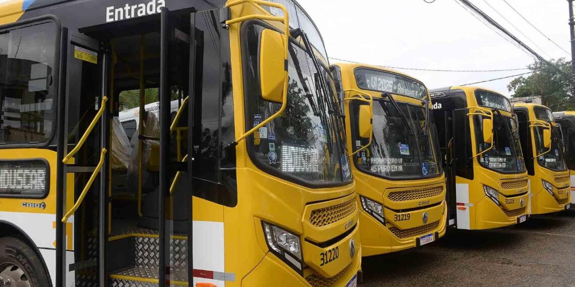 Prefeitura reforça linhas de ônibus no Largo do Tanque e São Caetano