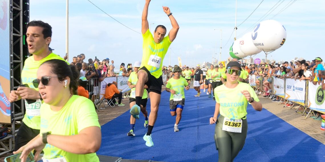 Maratona Salvador reúne milhares em provas de 5 km e 10 km