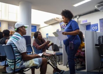 Cadastro de ambulantes vai até 16/10; Semop recomenda evitar filas