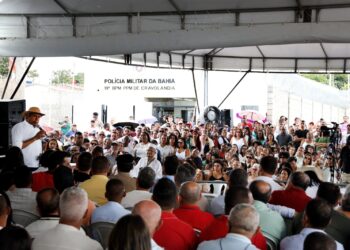 Governo do Estado entrega unidade de segurança em Cravolândia