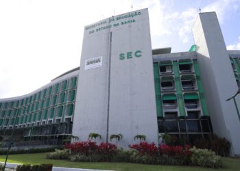Abono da Educação vai contemplar 85 mil profissionais