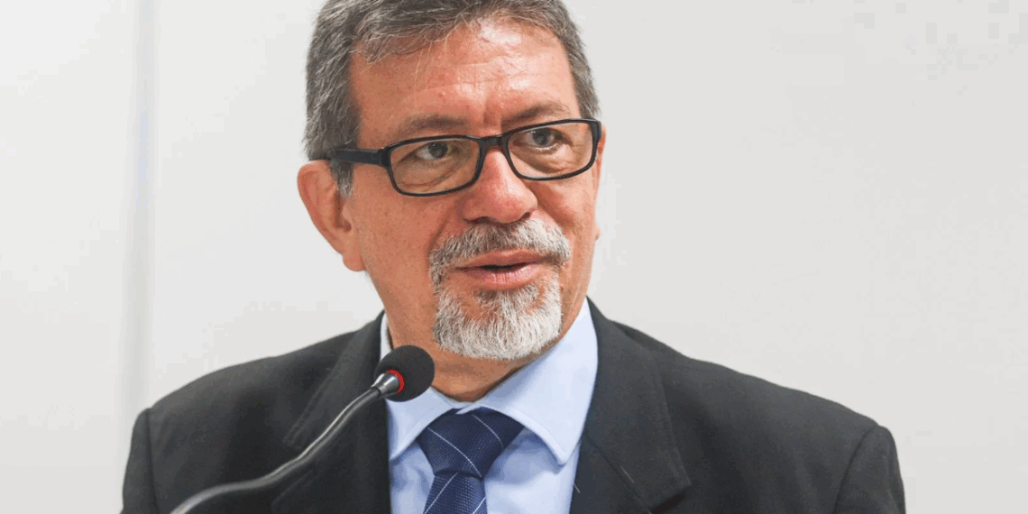 Florence diz que ponte Salvador-Itaparica terá prioridade