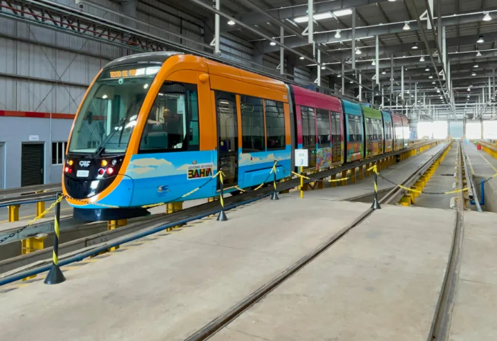 Trens do VLT de Salvador poderão chegar a 70 km/h