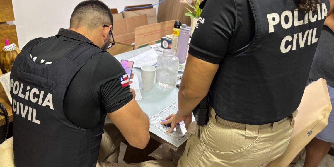 Ex-servidora da Hemoba presa por desviar mais de R$ 500 mil