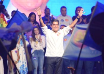 ACM Neto lidera pesquisa com 40%; Jerônimo tem 36%