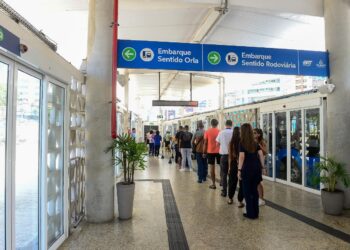 BRT Salvador bate recorde e transporta 2 milhões em um mês