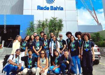 Cri.Ativos da Favela forma 1ª turma em Salvador e equipes criam clipes que serão exibidos na TV Bahia