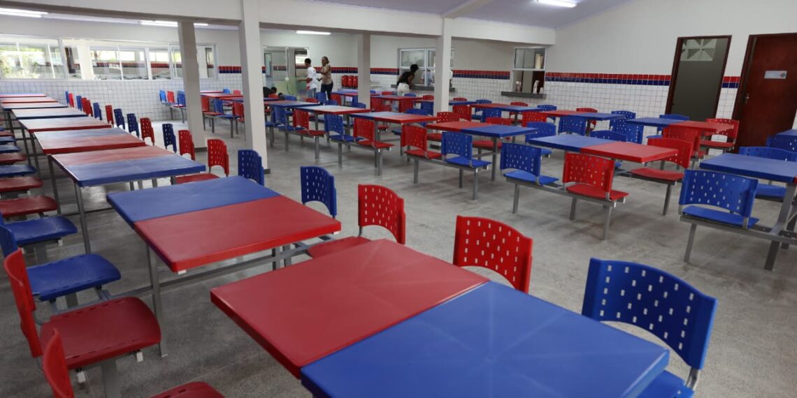 Colégio estadual é modernizado em São Sebastião do Passé