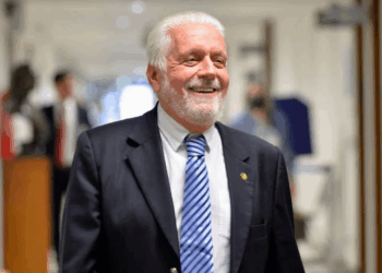 Wagner celebra ligação entre Lula e Trump: líder mundial