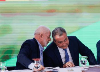 Lula libera Rui Costa para o Senado em meio a tensão com Coronel