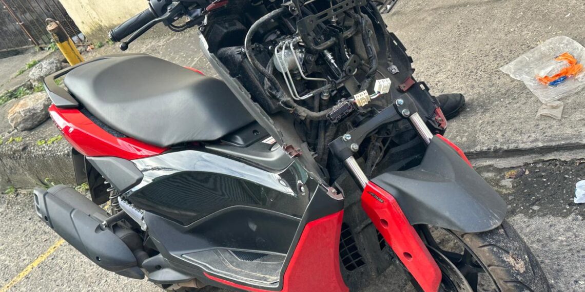 Guarda Civil recupera moto roubada e retira câmera ilegal