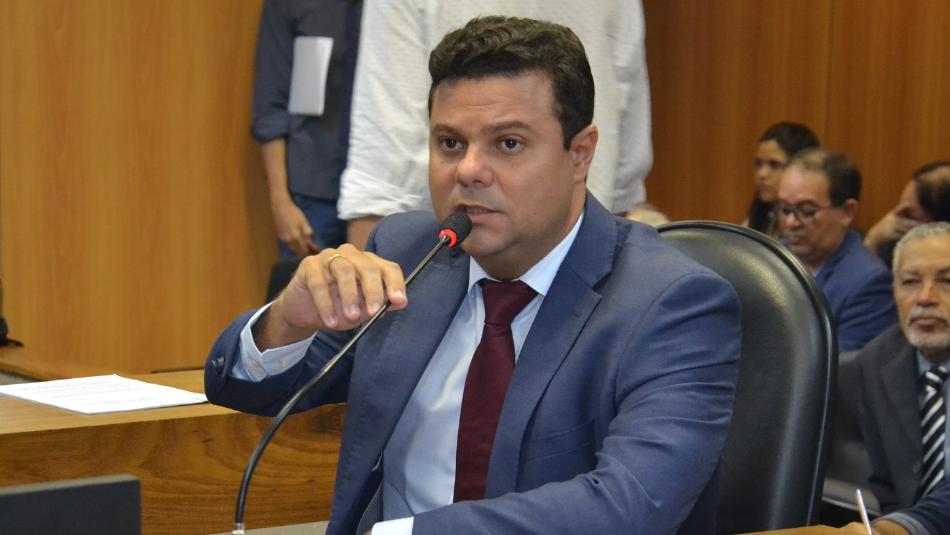 Luciano Simões prevê menos partidos no palanque de ACM Neto