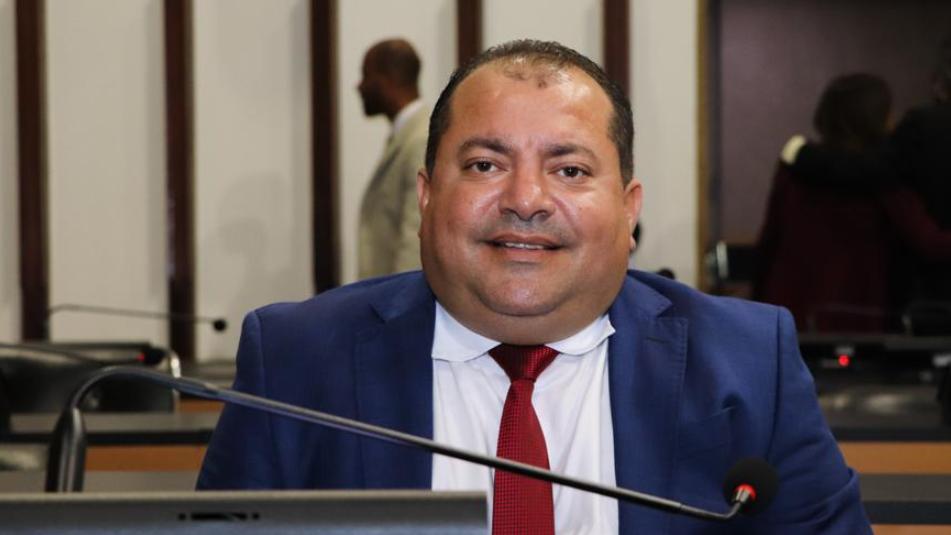 Cafu tenta reforçar ACM Neto e mira chegada de Coronel