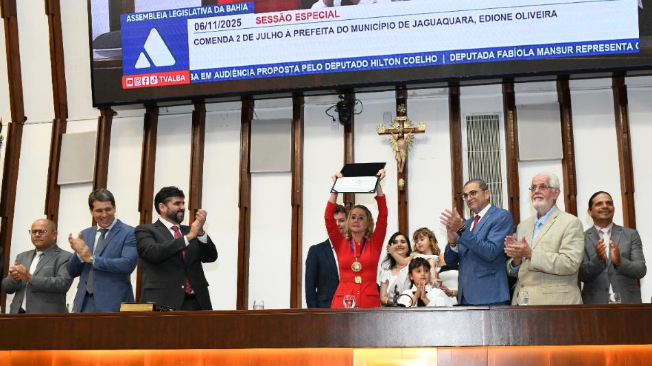 Legislativo concede Comenda 2 de Julho para Edione Oliveira