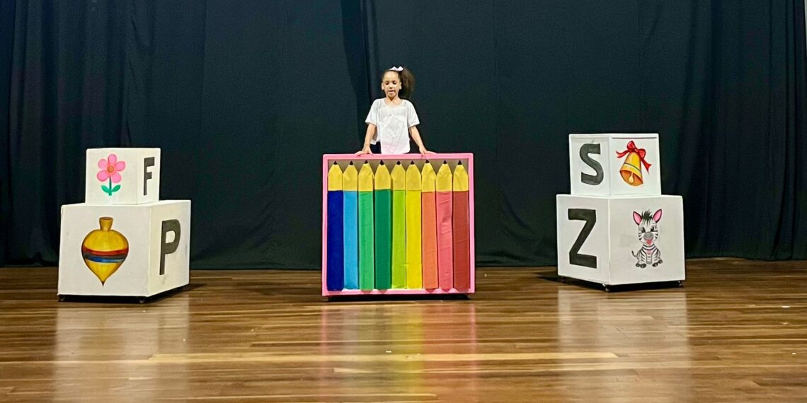 Hora da Criança estreia espetáculo teatral “Infância”
