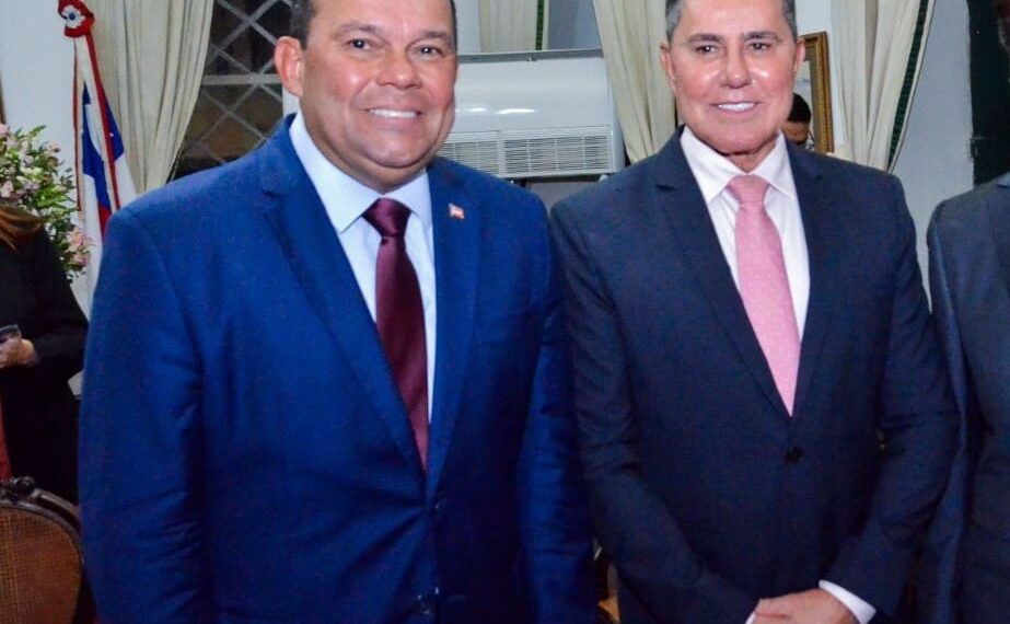 Vice-governador Geraldo Júnior parabeniza José Rotondano pela eleição à presidência do TJBA