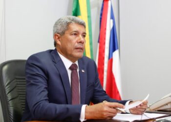 Jerônimo nega ação para suspender bolsas de estudo em Cuba