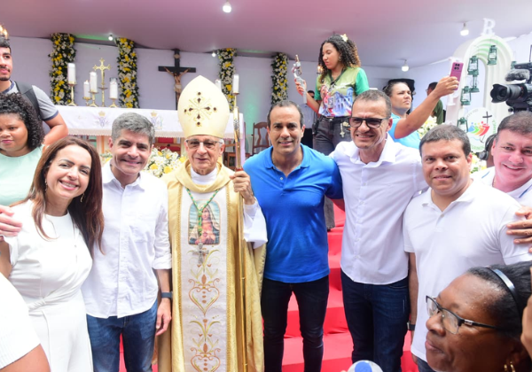 Em Valença, Bruno Reis fala em “desejo de mudança na Bahia”