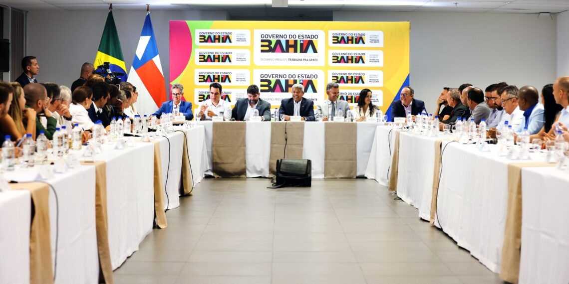 Governador reúne presidentes de consórcios públicos da Bahia para fortalecer gestão compartilhada