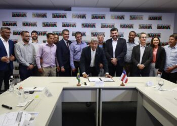 Estado firma convênios para pavimentar estradas na zona rural