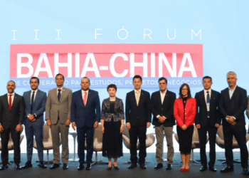 “China é um exemplo para o mundo”, afirma secretário Angelo Almeida durante Fórum Bahia-China
