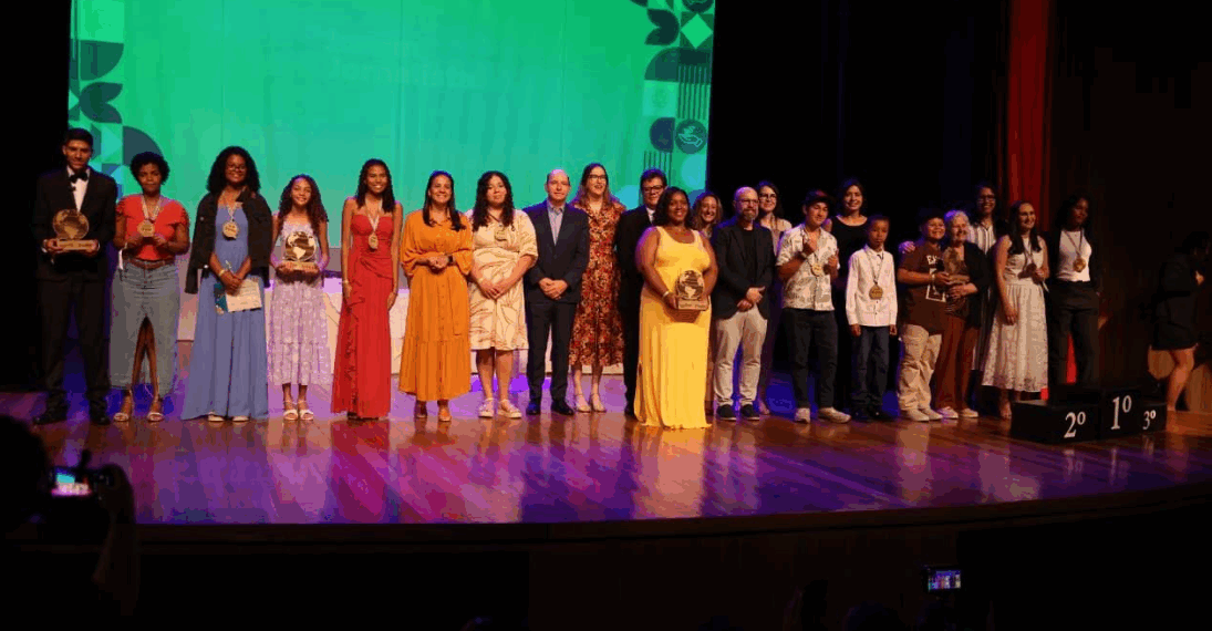 Estudantes da rede estadual são premiados no Concurso Cultural Jovem Jornalista 2025