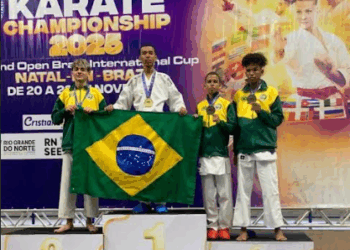 Estudante da rede estadual conquista medalha de ouro no Pan-Americano de Karatê