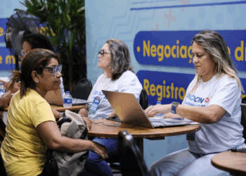 Procon-BA atende 1.400 pessoas no metrô da Lapa e negocia dívidas