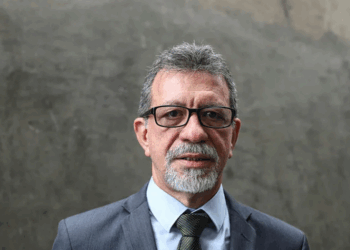 Afonso Florence deixa Casa Civil e volta à Câmara dos Deputados