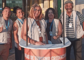 SINGTUR-BA oferece walking tours e apoio ao visitante no Natal de Salvador
