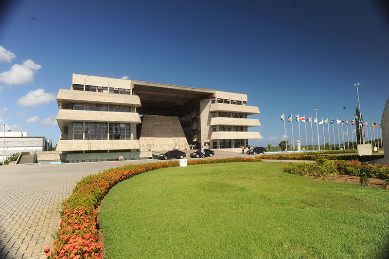 ALBA chega a duas semanas sem votar projetos no plenário