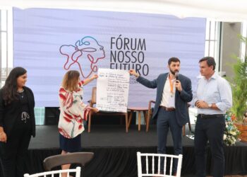 Salvador e França reforçam cooperação internacional na abertura do Fórum Nosso Futuro
