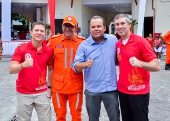 Vice-governador Geraldo Júnior destaca missão dos bombeiros e fé do povo baiano em celebração a Santa Bárbara