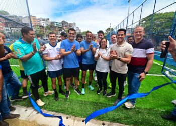 Na véspera de Natal, Prefeitura entrega Arena João Mangabeira, 92º campo com grama sintética de Salvador