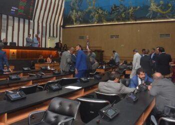 ALBA aprova projetos do Executivo em sessão marcada por embates sobre novo empréstimo