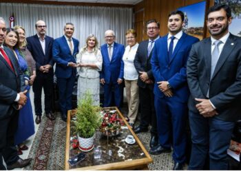 ALBA recebe troféu do Selo Ouro de Transparência Pública