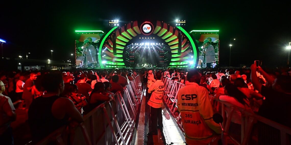 Segunda noite do Festival Virada Salvador 2026 mantém clima de tranquilidade e segurança