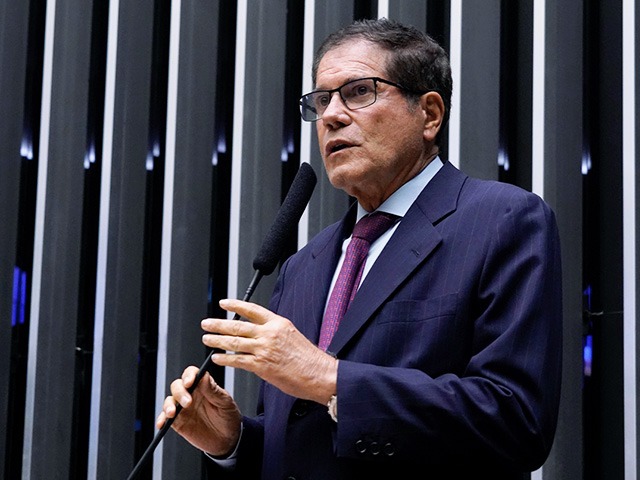 Deputado baiano concentrou R$ 152 milhões do orçamento secreto