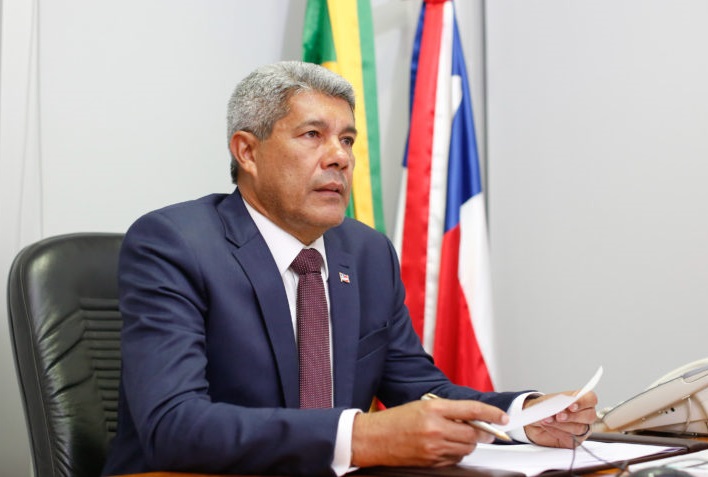 Governo anuncia ponto facultativo para festas de final de ano; veja detalhes