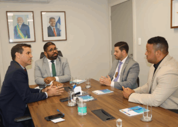 Governo da Bahia recebe familiares de trabalhadores mortos no Alto do Cabrito e se compromete com investigações céleres e ações sociais