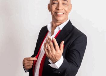 Programação de dezembro do Música no ITA celebra 45 anos do shopping e traz show especial de Beto Narchi