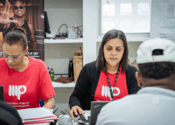 Caravana promove direitos humanos com serviços e formações gratuitas