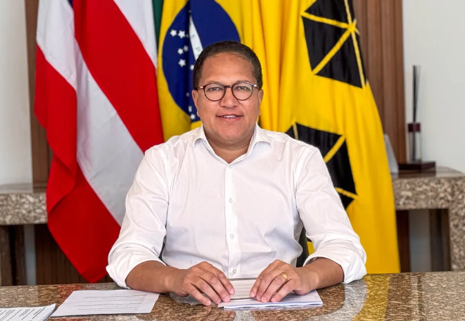 Prefeito de Itabuna propõe reajuste salarial e ampliação de auxílio